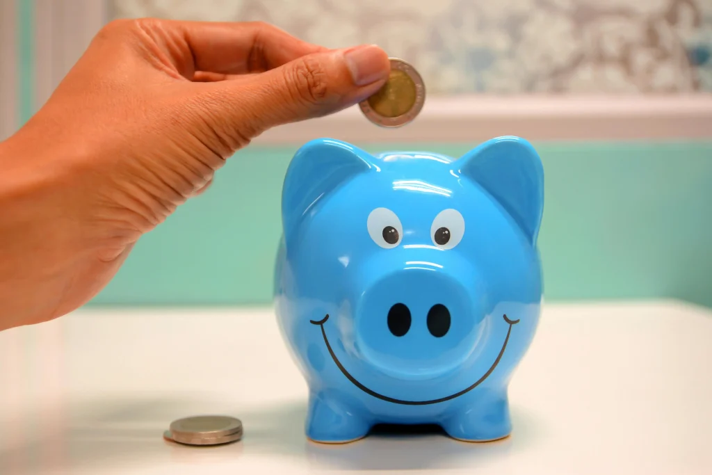 10 Smart Ways to Manage Your Monthly Budget